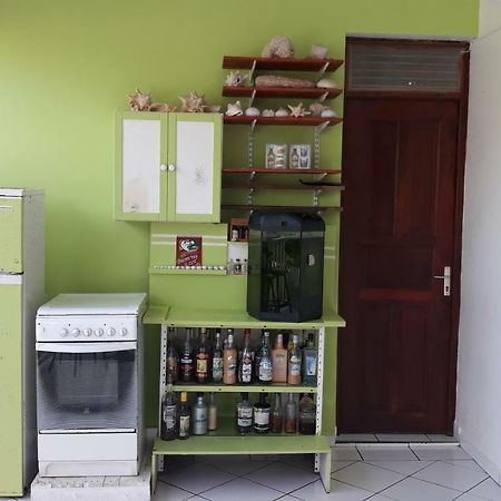 1 A 3 Chambres Proche Aeroport Les Abymes Ngoại thất bức ảnh