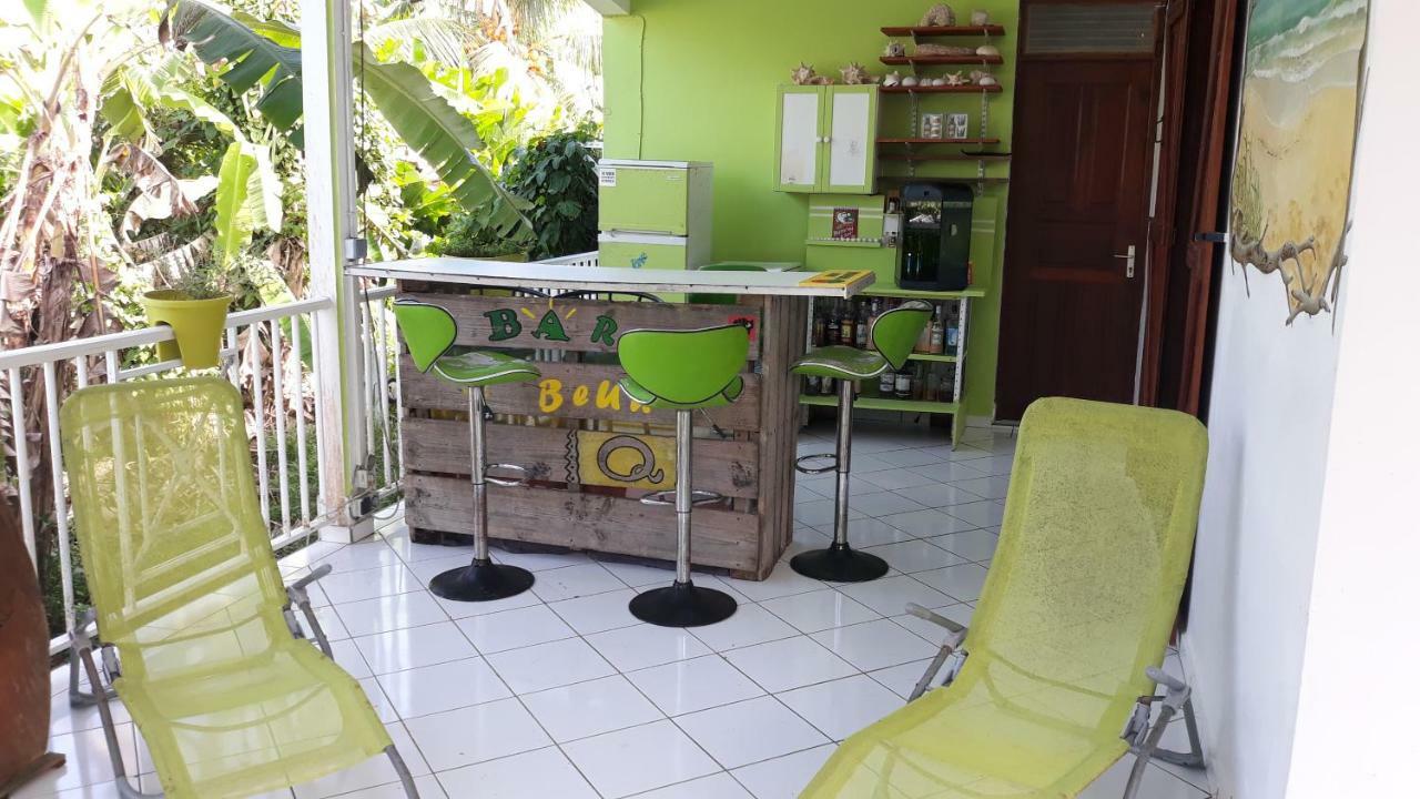 1 A 3 Chambres Proche Aeroport Les Abymes Ngoại thất bức ảnh